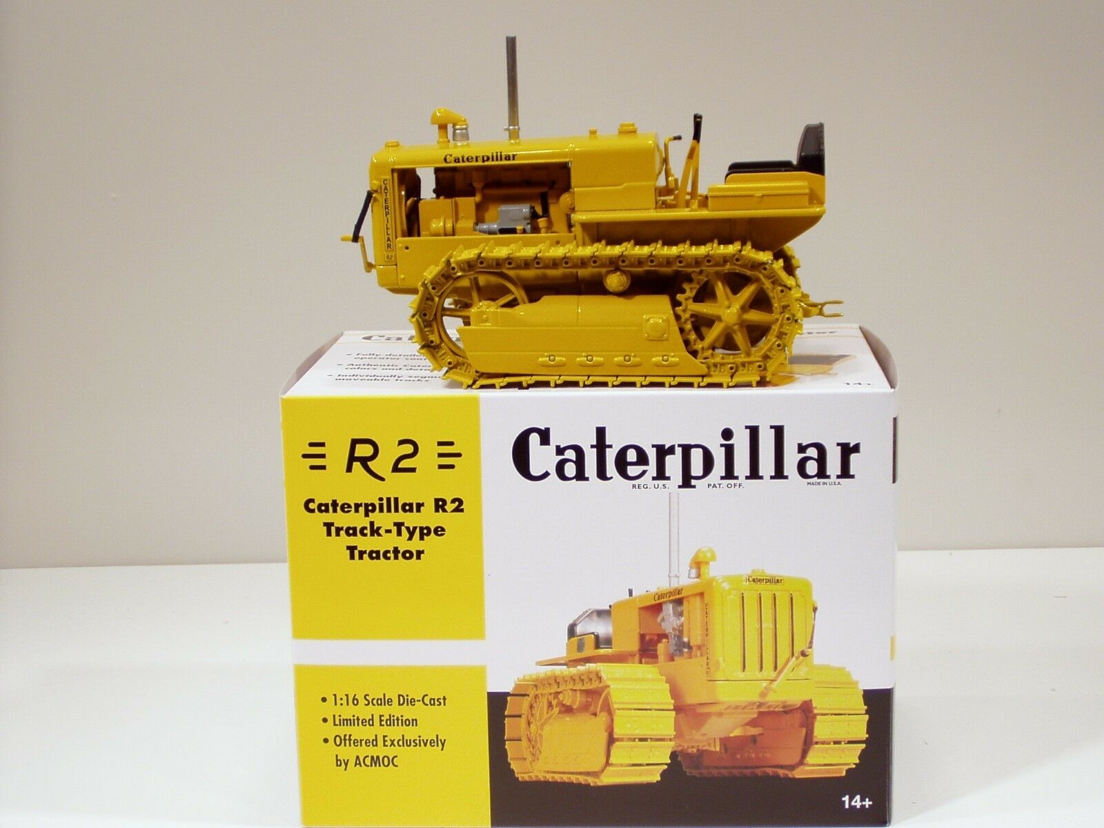Caterpillar R2 Crawler - 1/16 - Spec Cast #cust1008 - Brand New