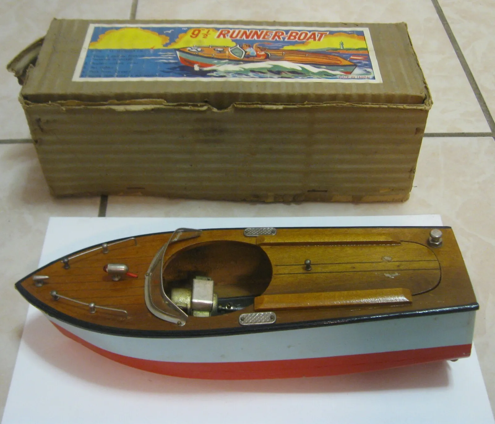 1960s Early Vintage Battery Operated 9 1/2 Wooden Runner Boat In The Box Japan