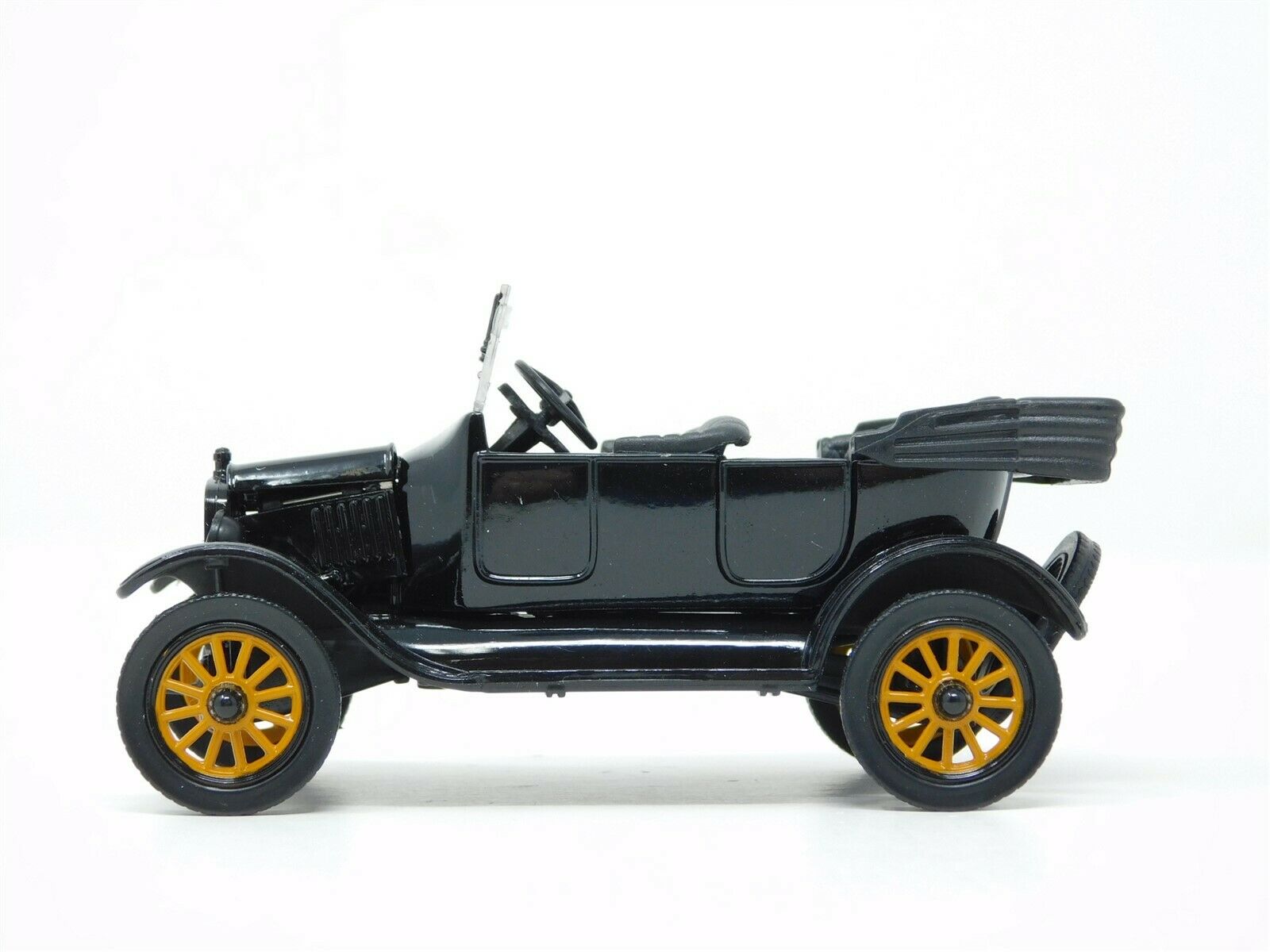 1:32 Scale National Motor Museum Ss-t5540 1925 Ford Model T Touring - Black