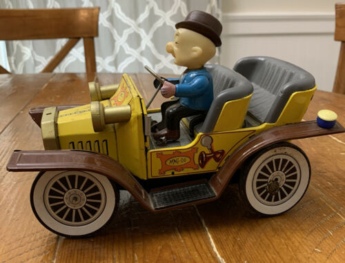 Vintage Official Mr Magoo Car By Hubley.  Battery Operated (1961). Tested Works!